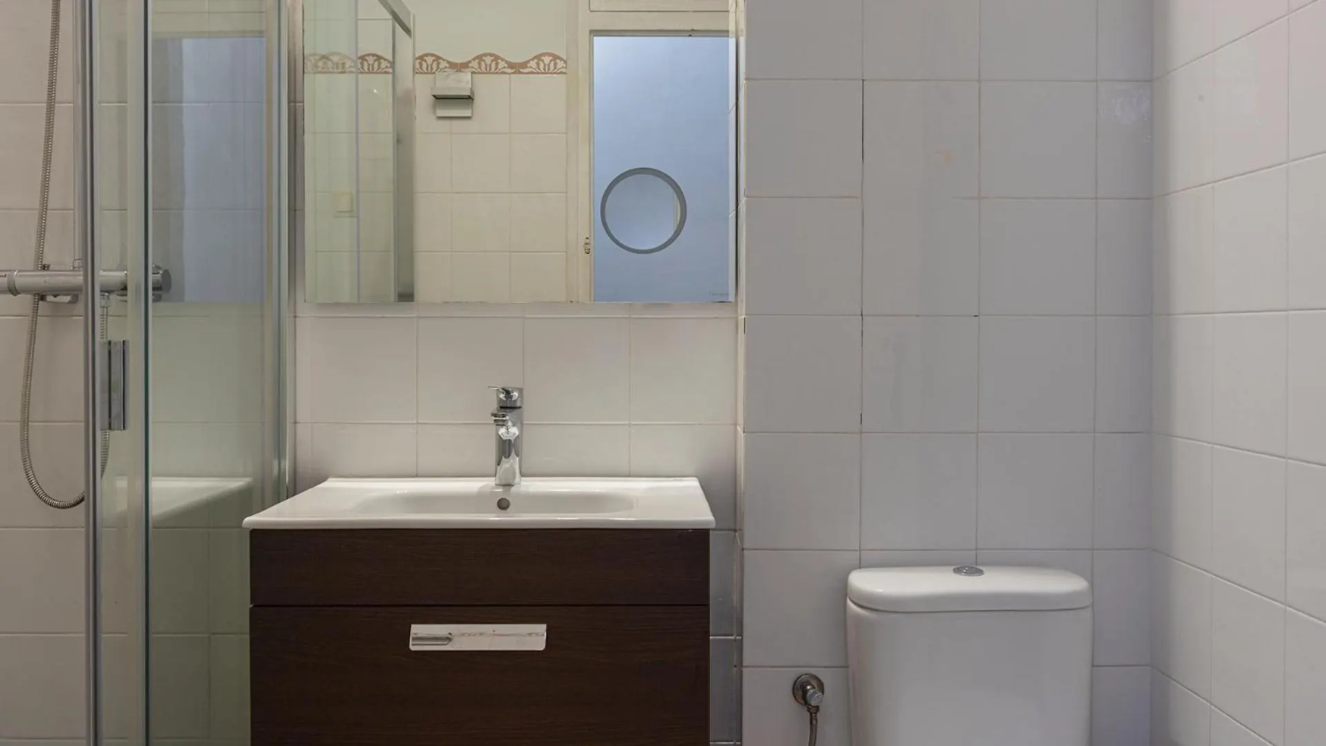 Ab Casanova Apartment Barcellona